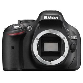尼康（Nikon） D5200 单反套机 （AF-S DX 18-55mm f/3.5-5.6G VR II 尼克尔镜头）黑色