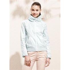 美特斯邦威 女领内藏帽短茄克235721