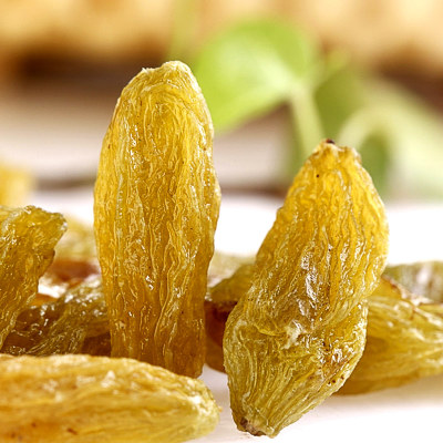 天山佳园 4-5cm五星红枣五星大枣500g+红葡萄干220g