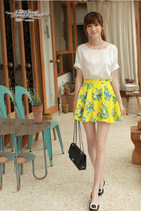 润乙一 清新甜美印花半身裙