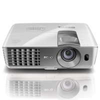 BenQ明基 TH1070投影机 原生1080P高清蓝光3D家用投影仪 无屏电视