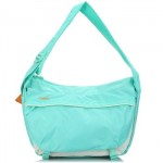 combi康贝 大容量斜肩妈咪包 附送柔软尿布垫 3色可选