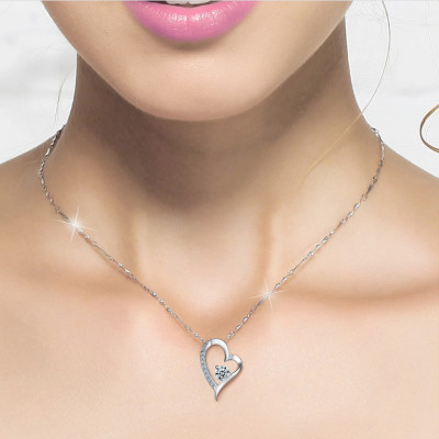 银斯妮 『爱在心里』925纯银项链  镶嵌吊坠 纯银吊坠柔美饰品