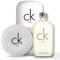 Calvin Klein卡尔文克雷恩 全日遮瑕套组(全日粉底液100号30ml+遮瑕慕斯50号象+小香水15ml+化妆棉)