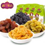 楼兰蜜语 四色葡萄干900g新疆吐鲁番特产无核白树上黄玫瑰红黑加仑225gx4袋