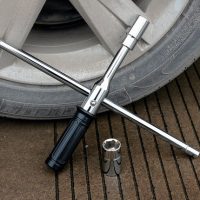 铂耐 BN-011轮胎扳手 汽车十字扳手 省力拆卸轮胎工具套筒扳手换轮胎扳子