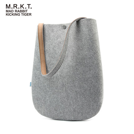 MRKT马克兔 斯温毛毡女士包简约百搭手袋中性手提包单肩包大包包