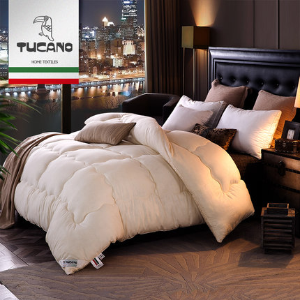 TUCANO七好啄木鸟 单/双人被子 冬被 春秋被芯 加厚冬季棉被褥 2色可选