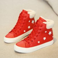 环球 冬季女鞋新款短靴子保暖加绒雪地靴女士韩版平底学生系带棉鞋 4色可选