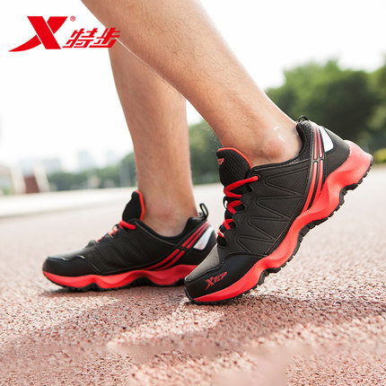 XTEP特步 男鞋冬季运动鞋男防滑跑步鞋秋冬休闲鞋学生网面耐磨旅游鞋子