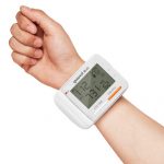 yuwell鱼跃 YE8900A腕式电子血压计 家用智能全自动语音血压测量仪器