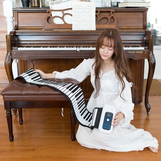 音格格 Q8手卷钢琴便携式88键专业加厚版键盘初学者电子琴成人电钢琴