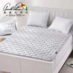 花雨伞 折叠地铺睡垫1.8m双人垫被1.5米学生宿舍榻榻米床垫床褥子