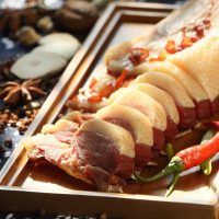 卫食园 汤汁腊鸭 安徽特产农家自制腊味腊肉腌制咸鸭真空包装600g