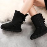 JUMBOUGG 冬季新款羊皮毛一体雪地靴女中筒蝴蝶结时尚保暖5601 三色可选