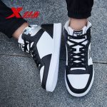 XTEP特步 男士高帮滑板鞋2017秋冬季新款正品跑步黑白色透气休闲运动鞋 3色可选